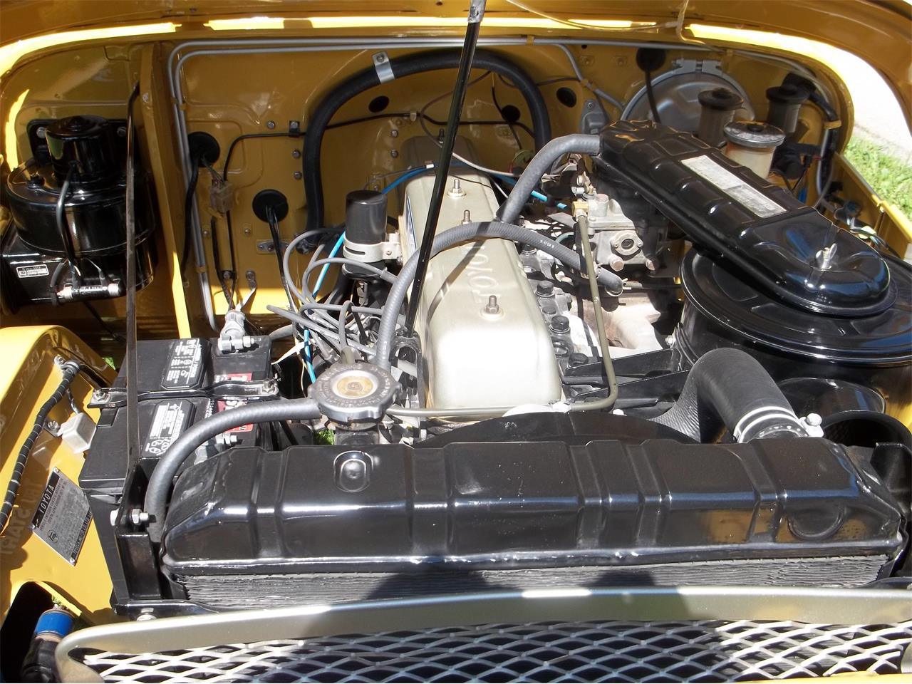 Toyota-Fj-cruiser-1971-Sunrise-Yellow-Dark-Gray-7