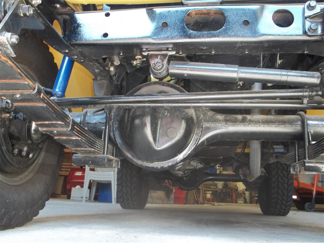 Toyota-Fj-cruiser-1971-Sunrise-Yellow-Dark-Gray-9