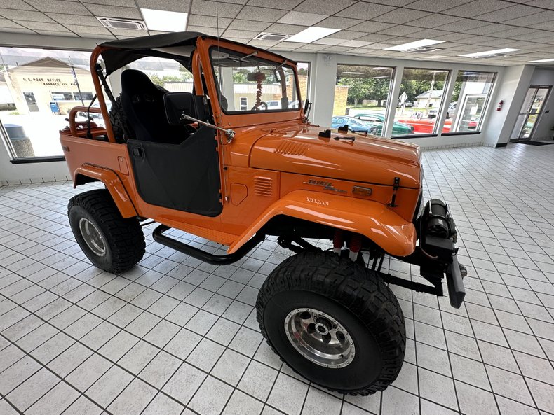 Toyota-Fj40-1973-Orange-Crush-Black-12