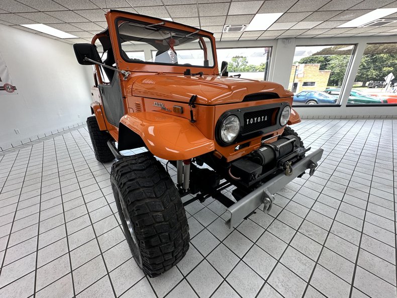 Toyota-Fj40-1973-Orange-Crush-Black-13