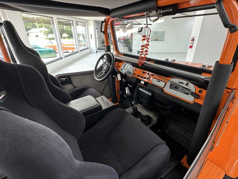 Toyota-Fj40-1973-Orange-Crush-Black-18