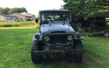 Toyota-Fj40-1978-7
