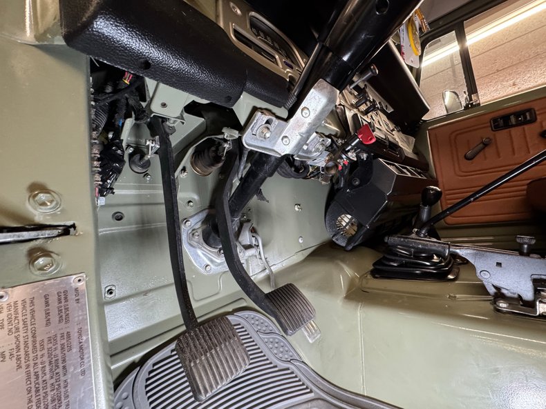 Toyota-Fj45-1984-Spring-Green-Tobacco-44
