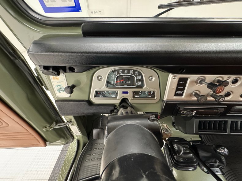 Toyota-Fj45-1984-Spring-Green-Tobacco-5