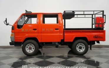 Toyota-Hiace-1988-Red-Blue-11