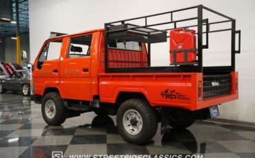 Toyota-Hiace-1988-Red-Blue-16