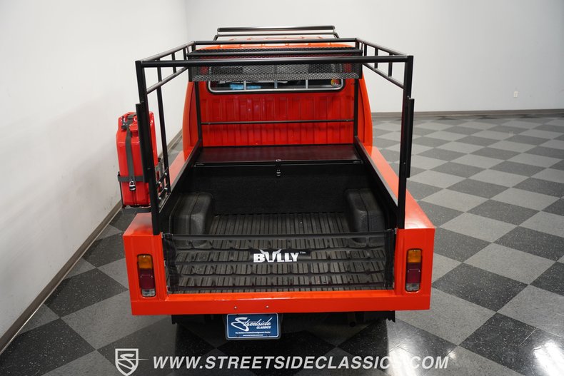 Toyota-Hiace-1988-Red-Blue-28