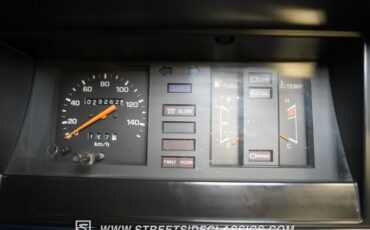 Toyota-Hiace-1988-Red-Blue-4