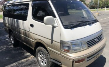 Toyota-Hiace-1993-White-Brown-1