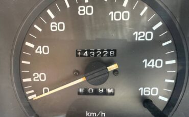 Toyota-Hiace-2.9l-diesel-1993-grey-4