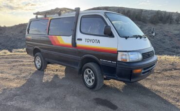 Toyota-Hiace-diesel-1995-1