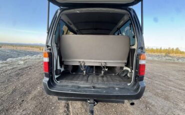 Toyota-Hiace-diesel-1995-11
