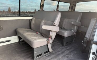 Toyota-Hiace-diesel-1995-12