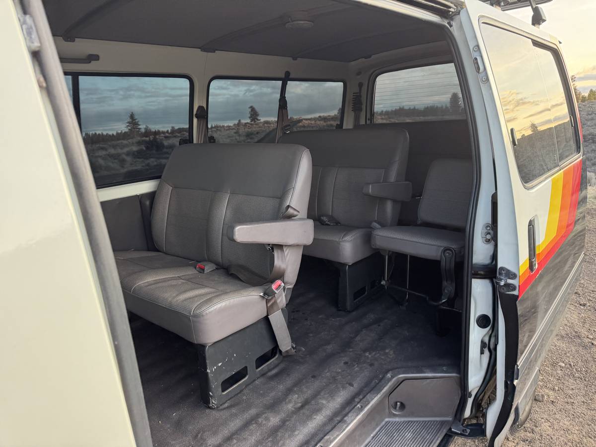 Toyota-Hiace-diesel-1995-15