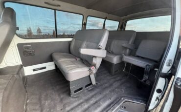 Toyota-Hiace-diesel-1995-17