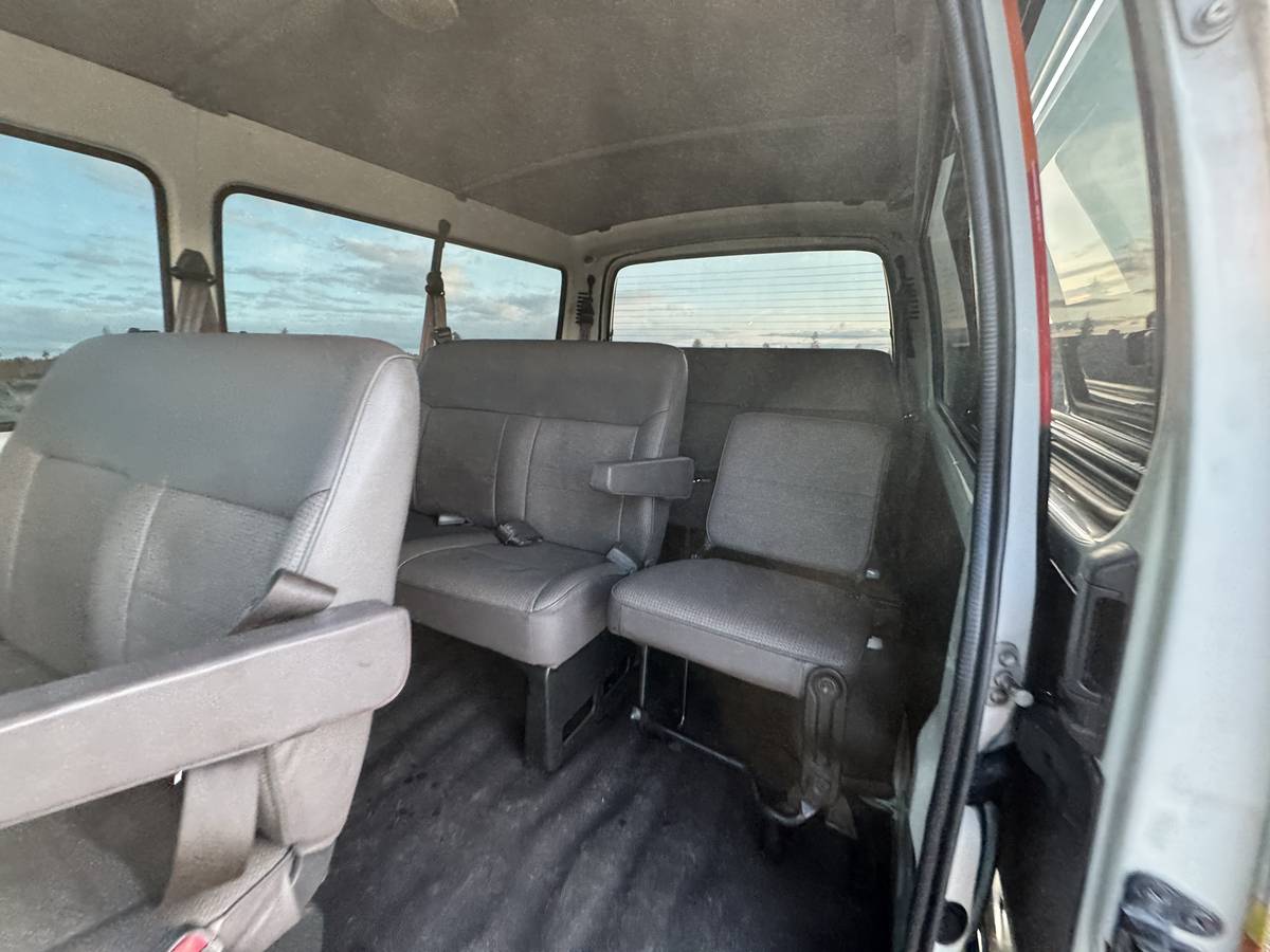 Toyota-Hiace-diesel-1995-18