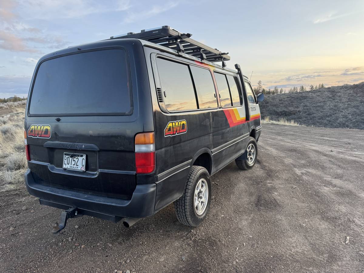 Toyota-Hiace-diesel-1995-23