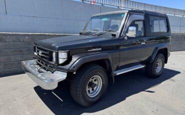 Toyota-Hzj73-diesel-1990-black-22