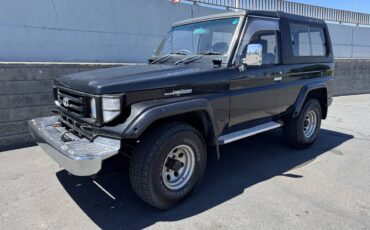 Toyota-Hzj73-diesel-1990-black-4