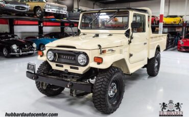 Toyota-Land-Cruiser-1974-Pickup-Truck-10