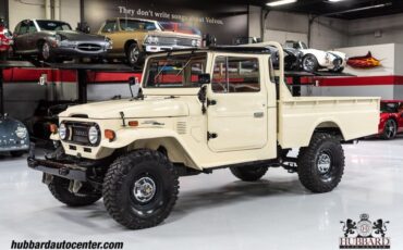 Toyota-Land-Cruiser-1974-Pickup-Truck-3