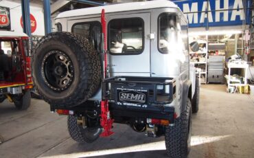 Toyota-Land-Cruiser-1976-SUV-29