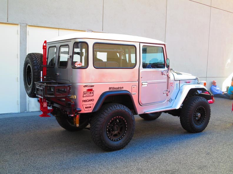 Toyota-Land-Cruiser-1976-SUV-4