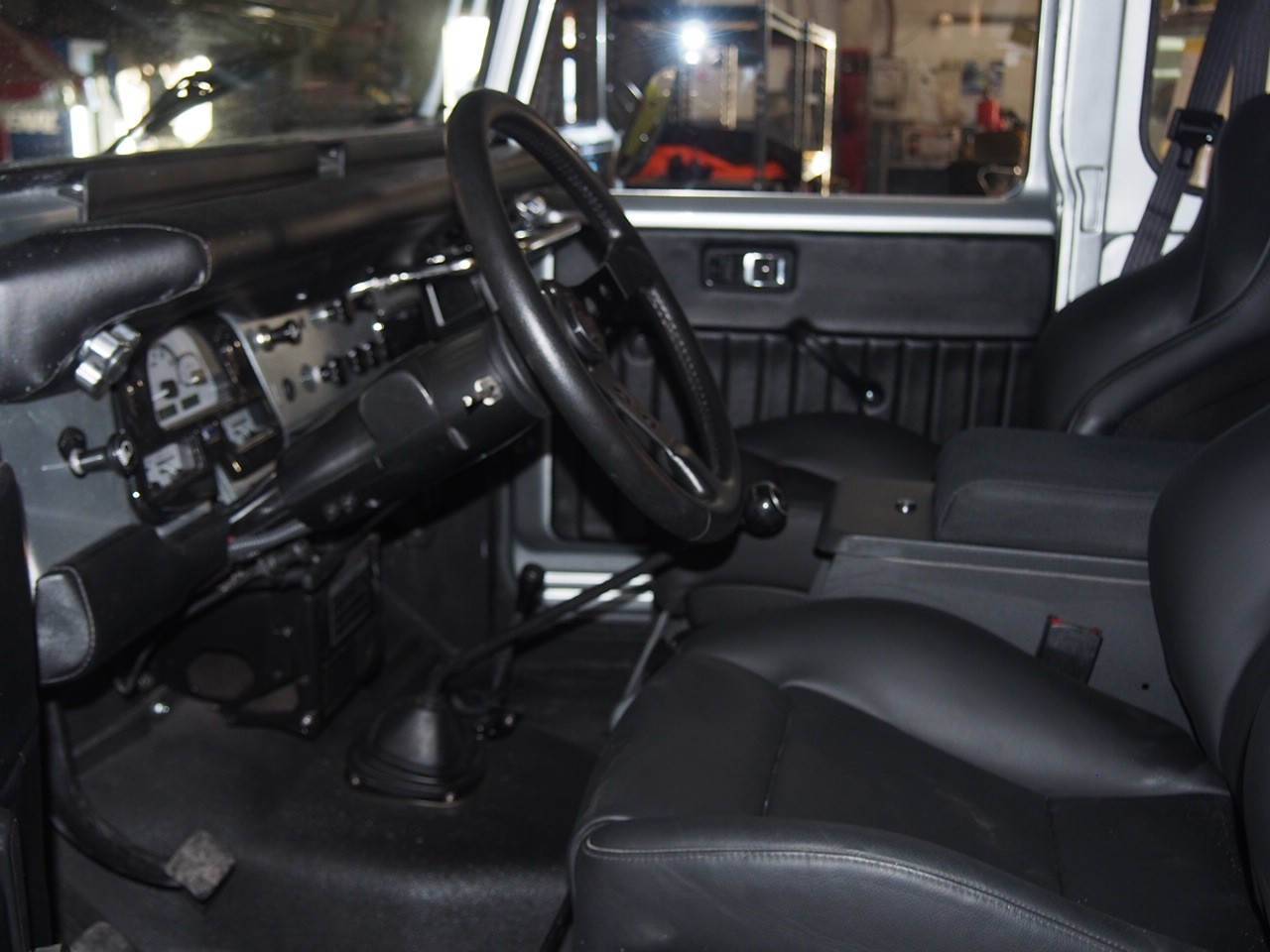 Toyota-Land-Cruiser-1976-SUV-7
