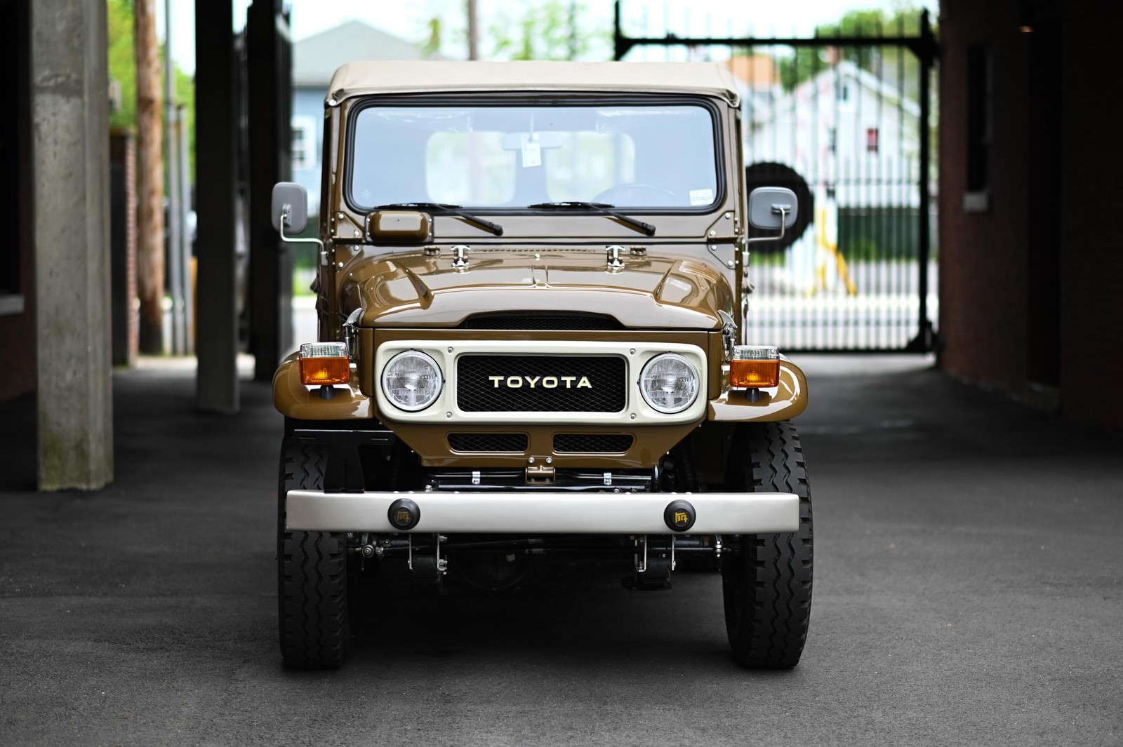 Toyota-Land-Cruiser-1979-1