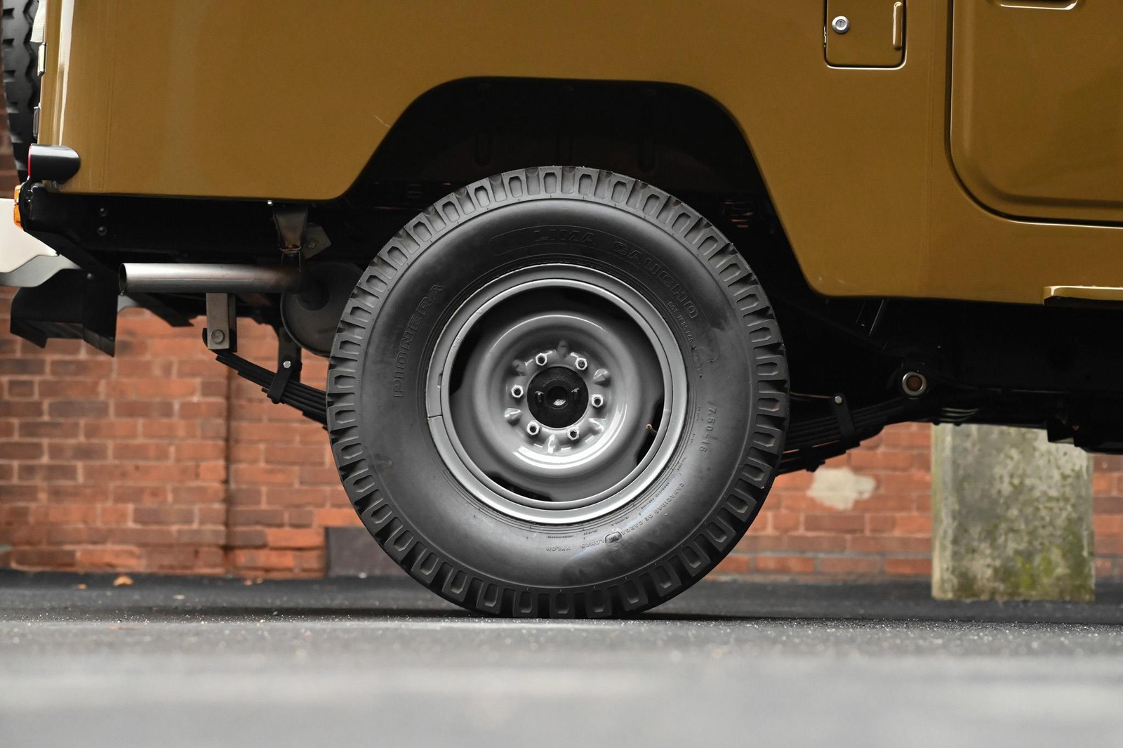 Toyota-Land-Cruiser-1979-20