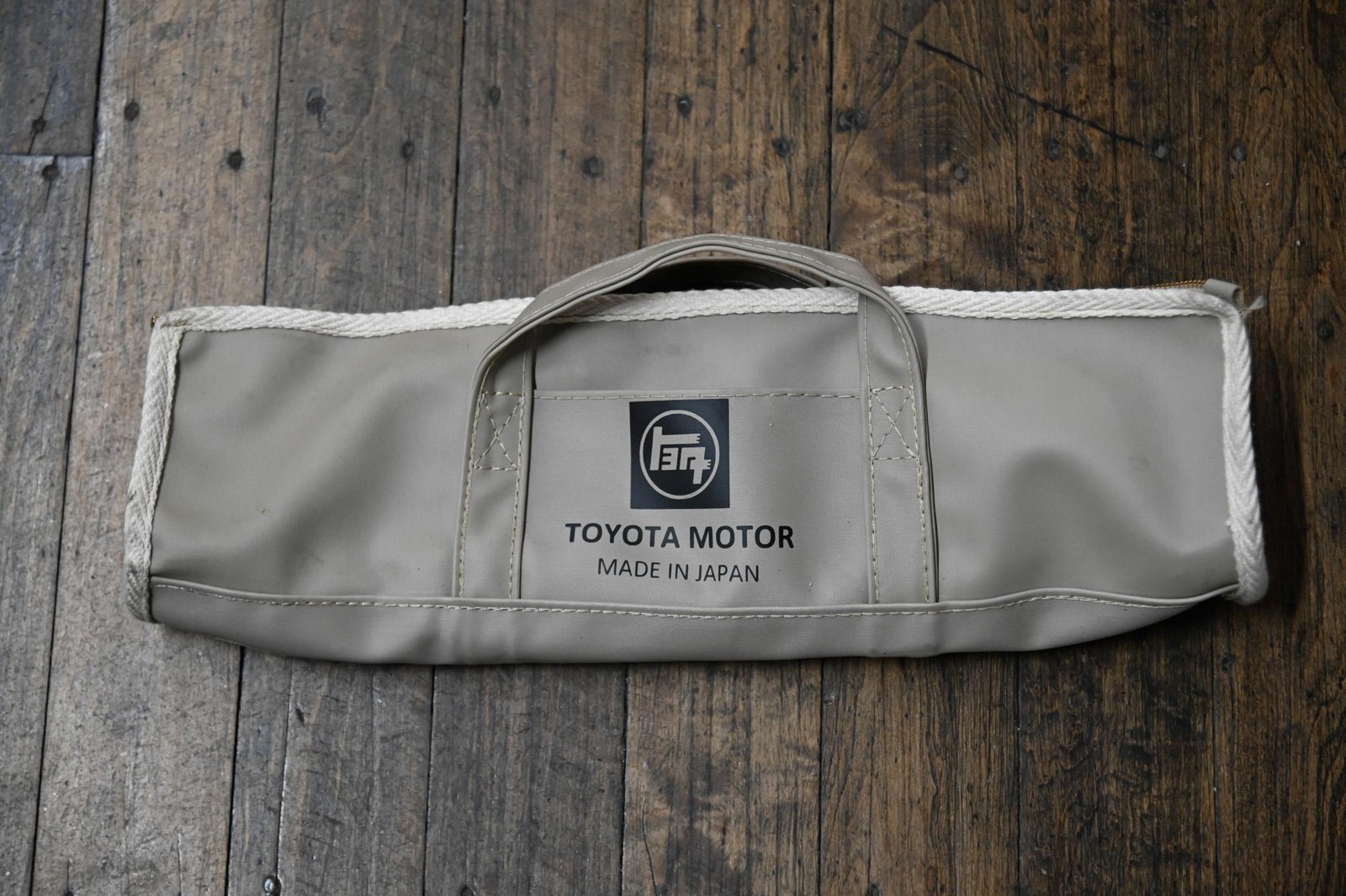 Toyota-Land-Cruiser-1979-35