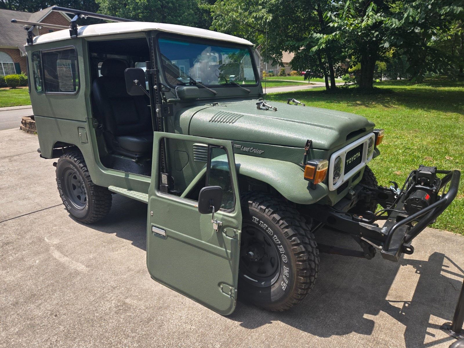 Toyota-Land-Cruiser-1980-3