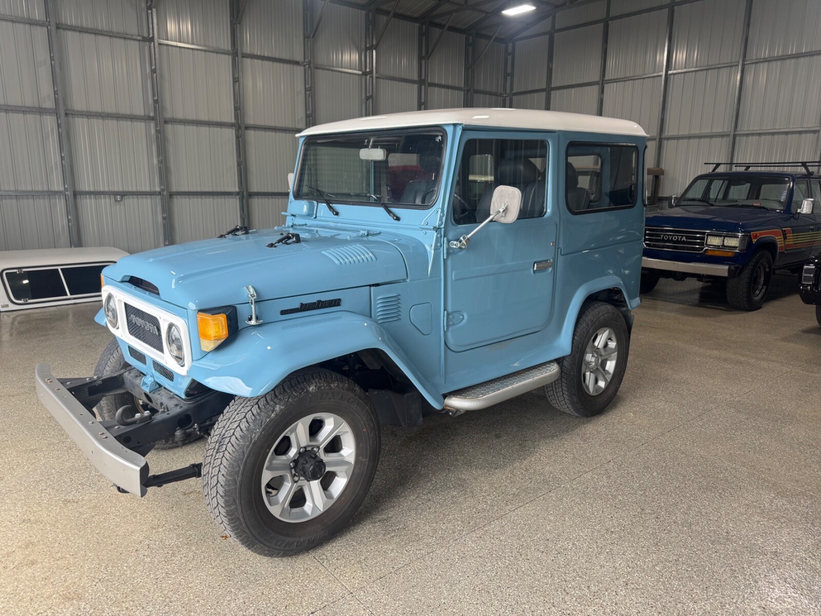 Toyota-Land-Cruiser-1980-SUV-1
