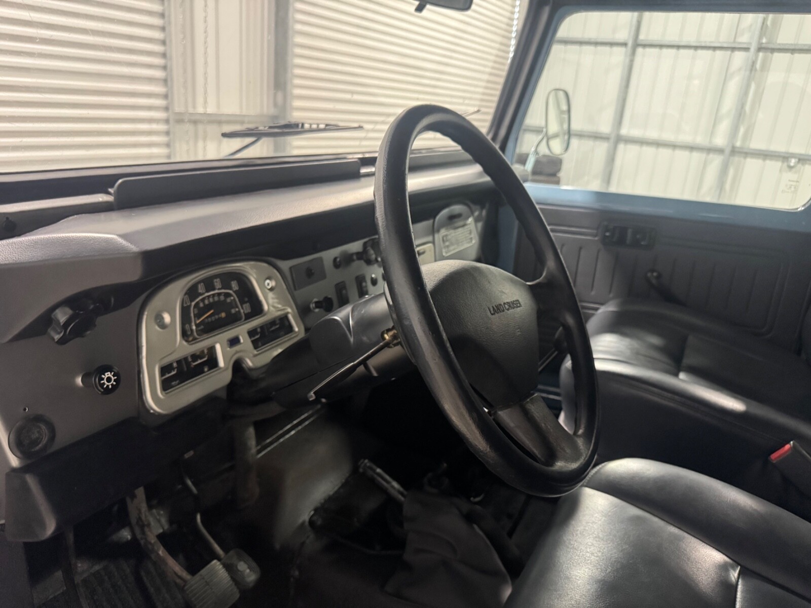 Toyota-Land-Cruiser-1980-SUV-12