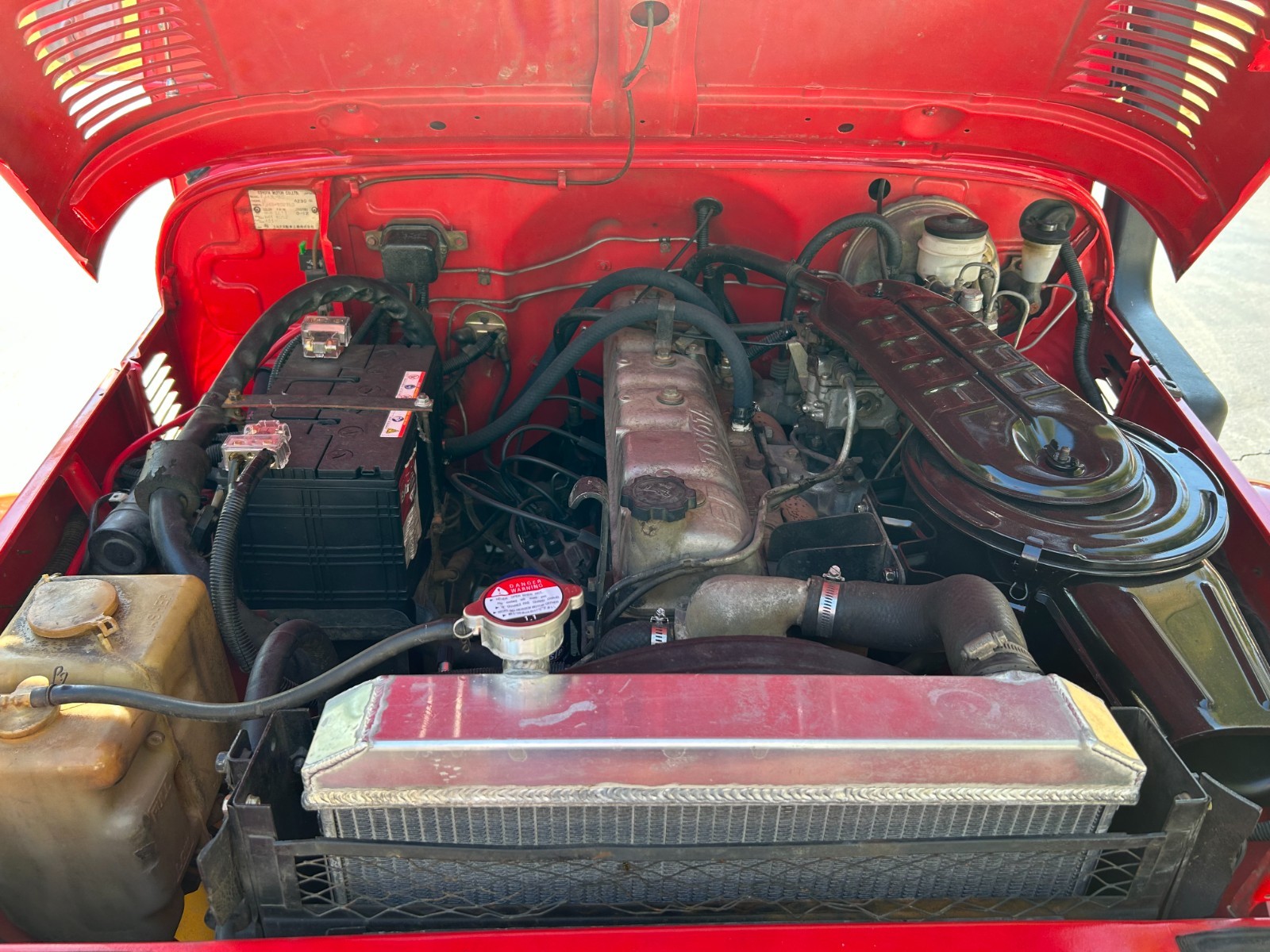 Toyota-Land-Cruiser-1980-SUV-12
