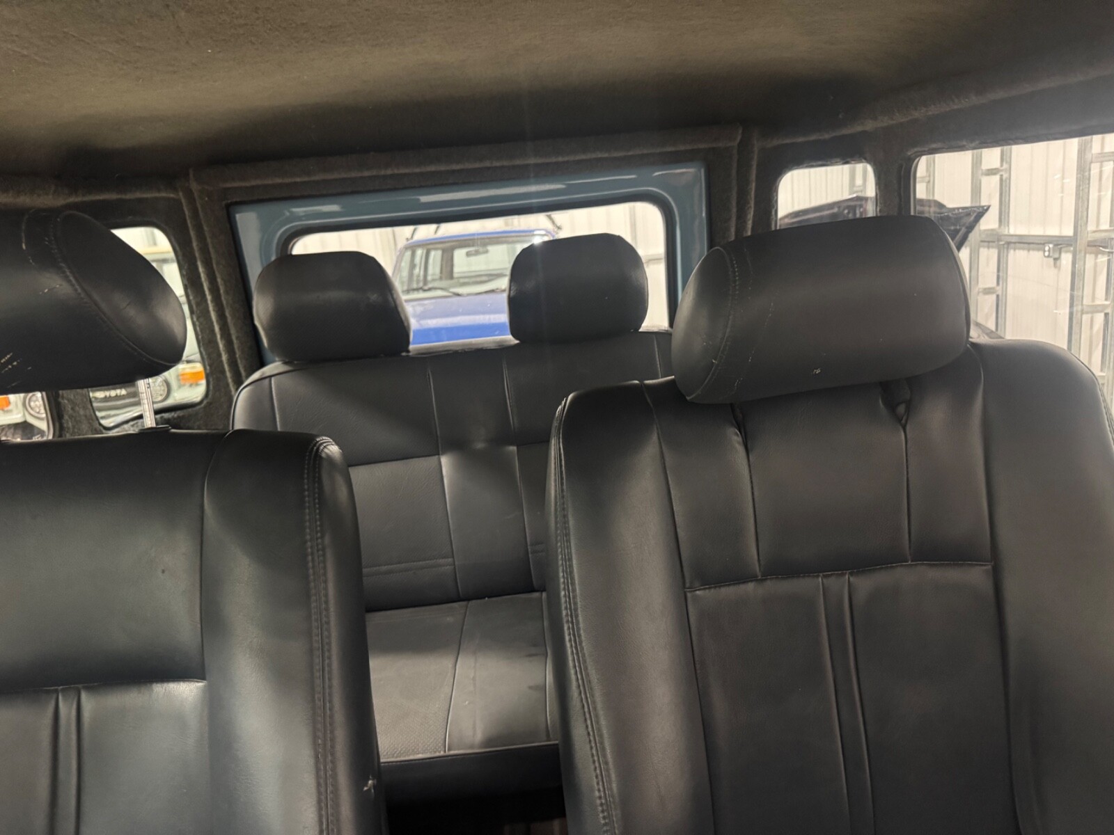 Toyota-Land-Cruiser-1980-SUV-13
