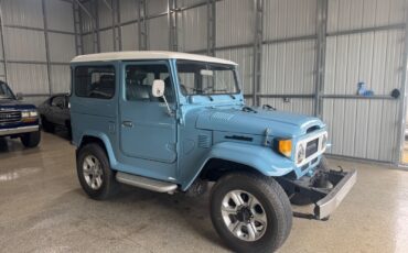 Toyota-Land-Cruiser-1980-SUV-2