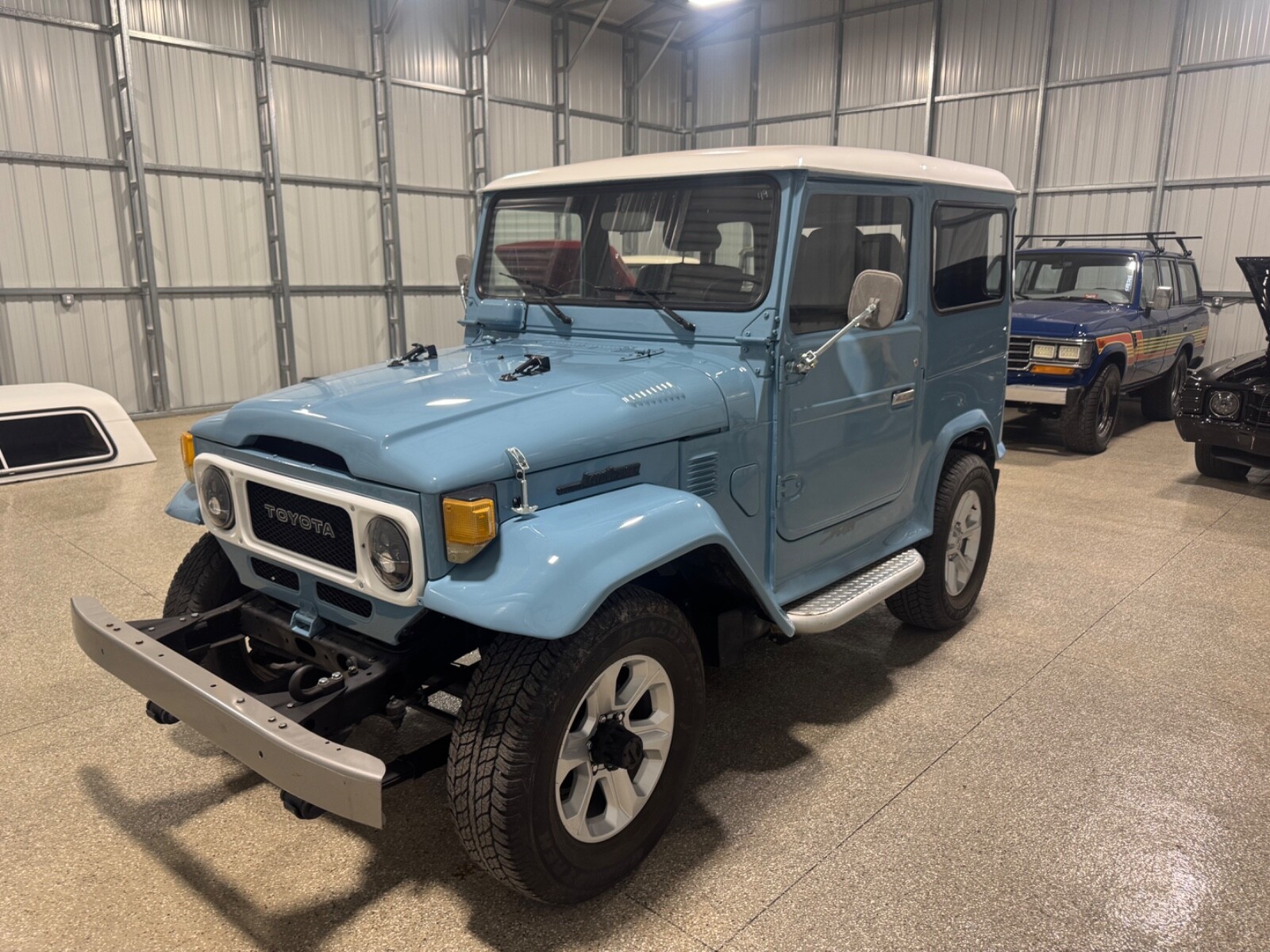 Toyota-Land-Cruiser-1980-SUV-4
