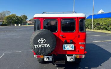 Toyota-Land-Cruiser-1980-SUV-4