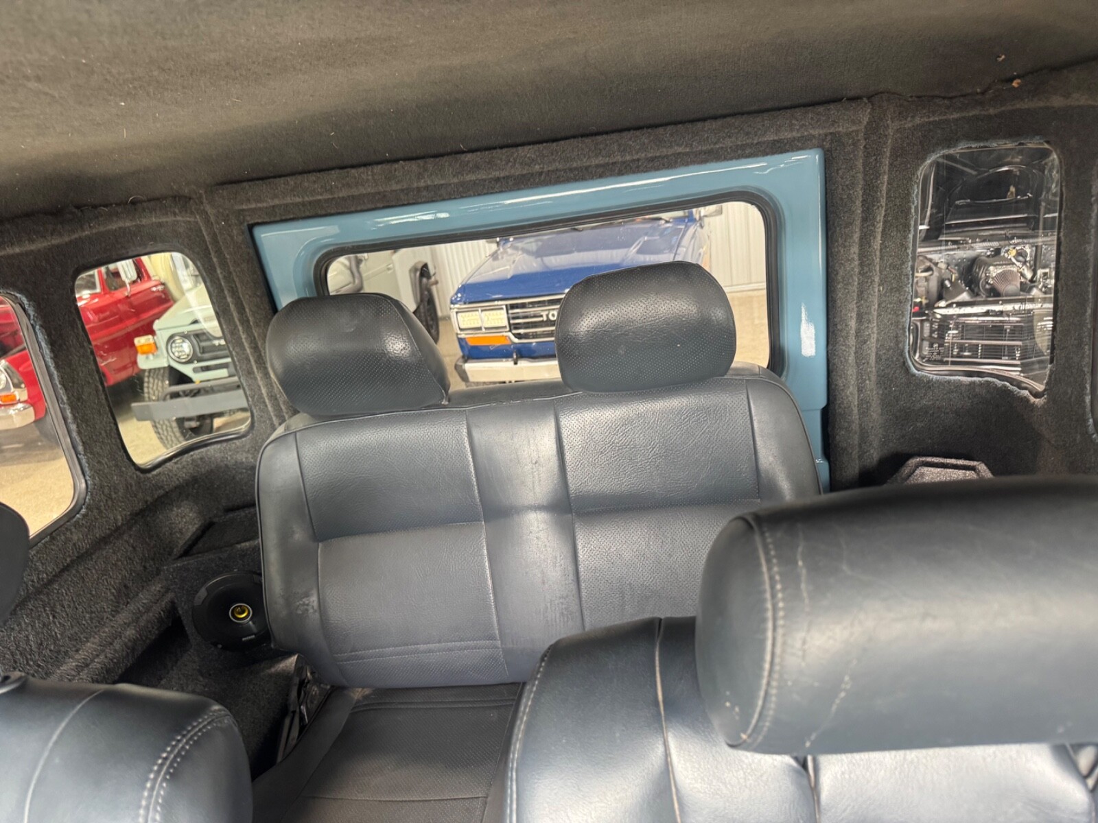 Toyota-Land-Cruiser-1980-SUV-9