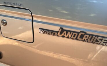 Toyota-Land-Cruiser-1985-SUV-20