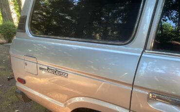 Toyota-Land-Cruiser-1985-SUV-21
