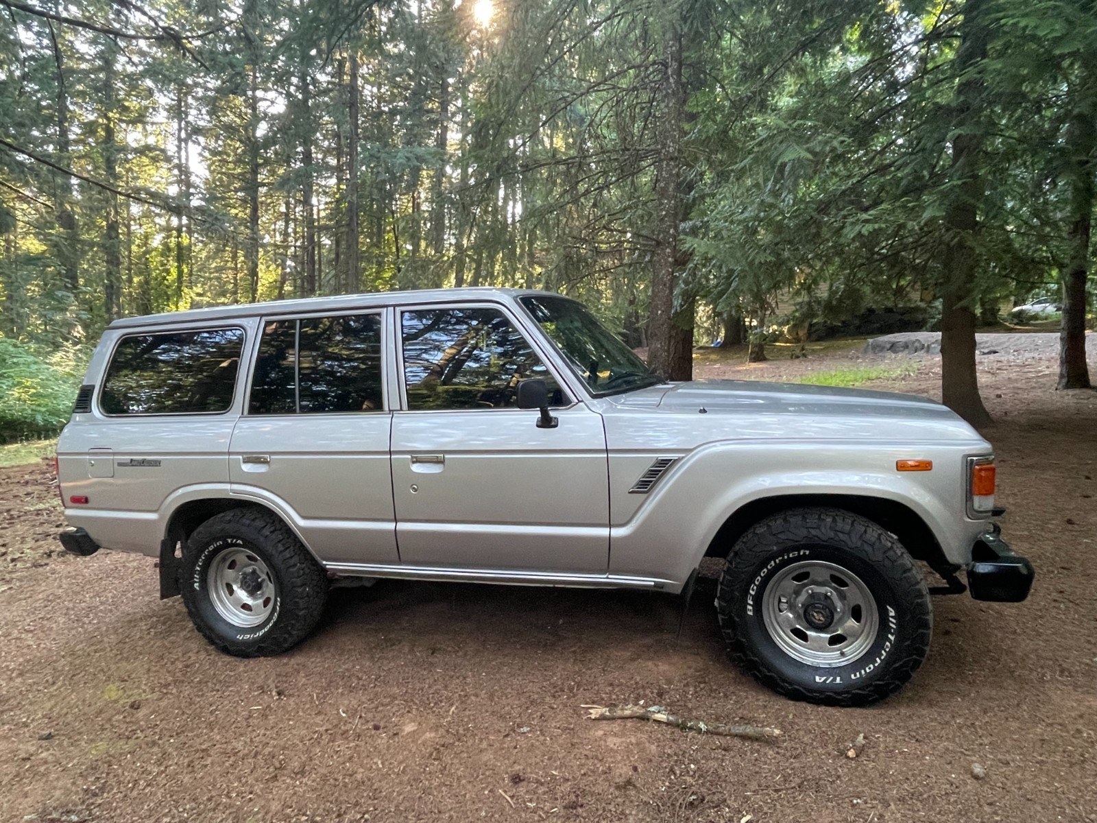 Toyota-Land-Cruiser-1985-SUV-23