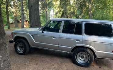 Toyota-Land-Cruiser-1985-SUV-26
