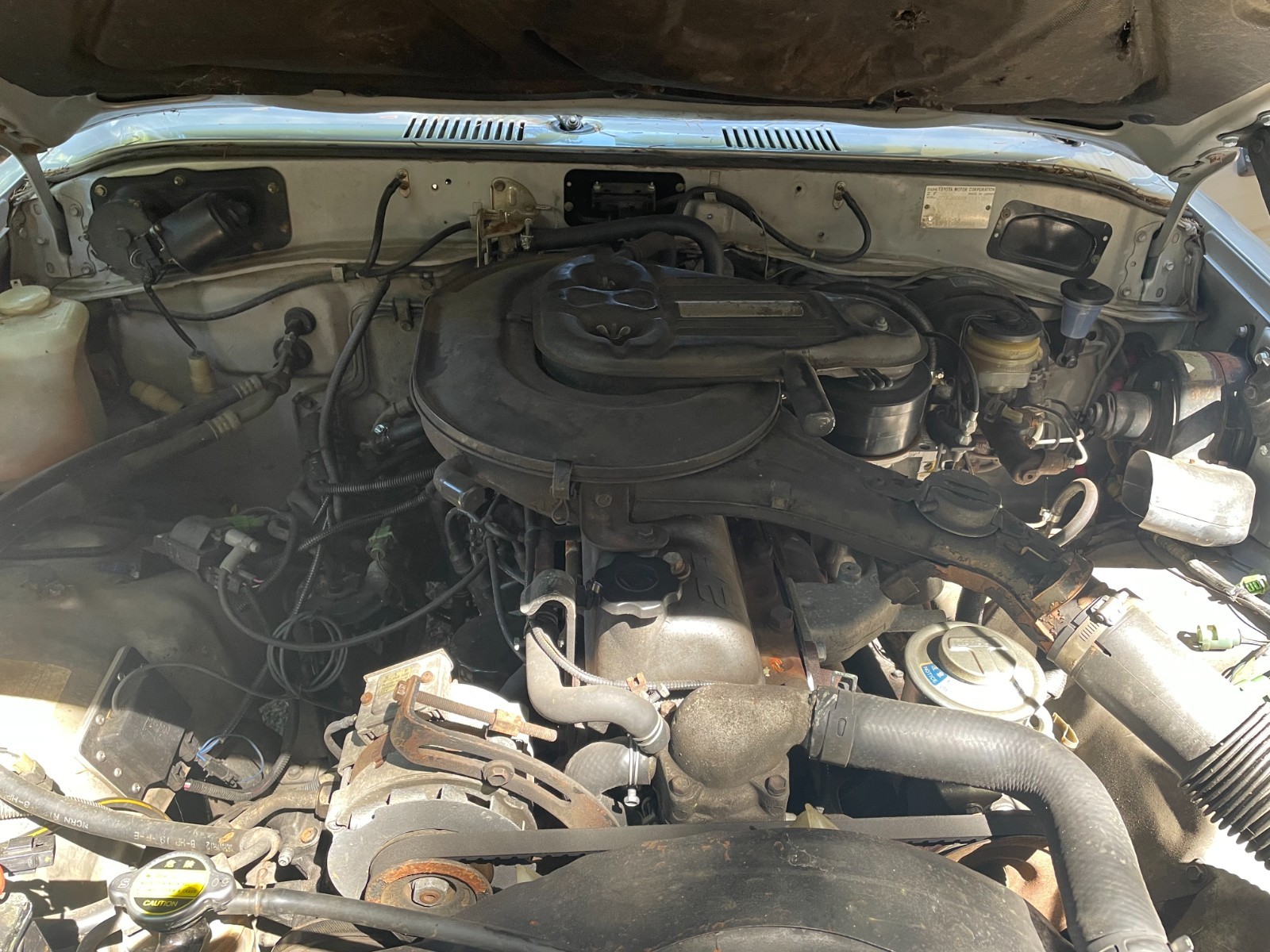 Toyota-Land-Cruiser-1985-SUV-39