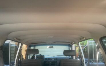 Toyota-Land-Cruiser-1985-SUV-8