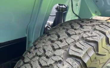 Toyota-Land-cruiser-1968-Blue-1