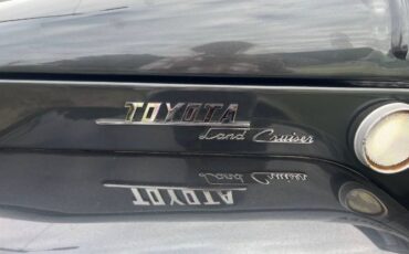 Toyota-Land-cruiser-1969-Gray-Black-6