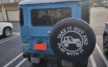 Toyota-Land-cruiser-1971-blue-3