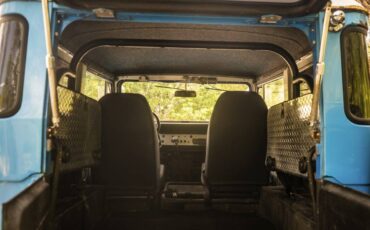Toyota-Land-cruiser-1971-blue-6